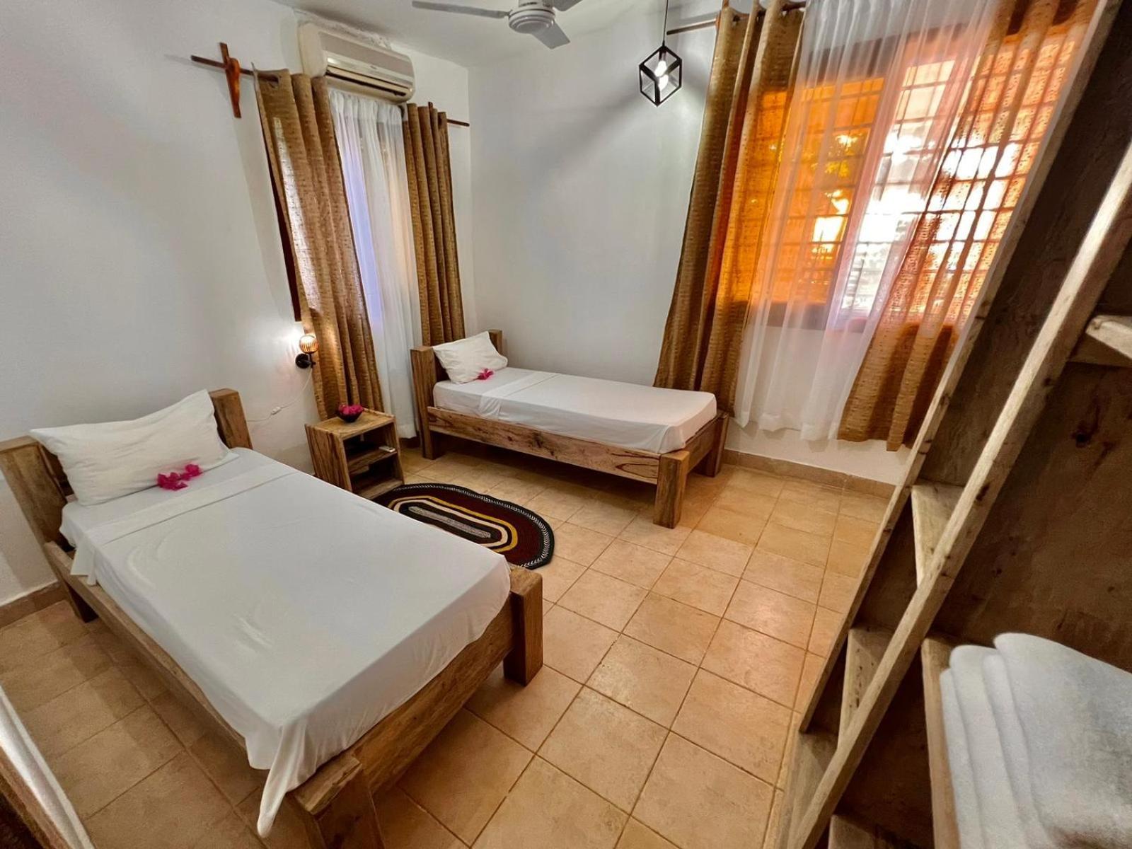 Stone Resort Kiwengwa  Bagian luar foto